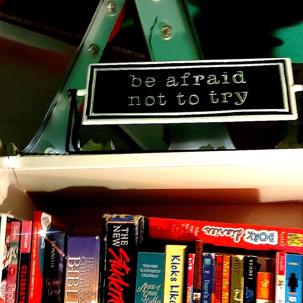 Motivation plaque